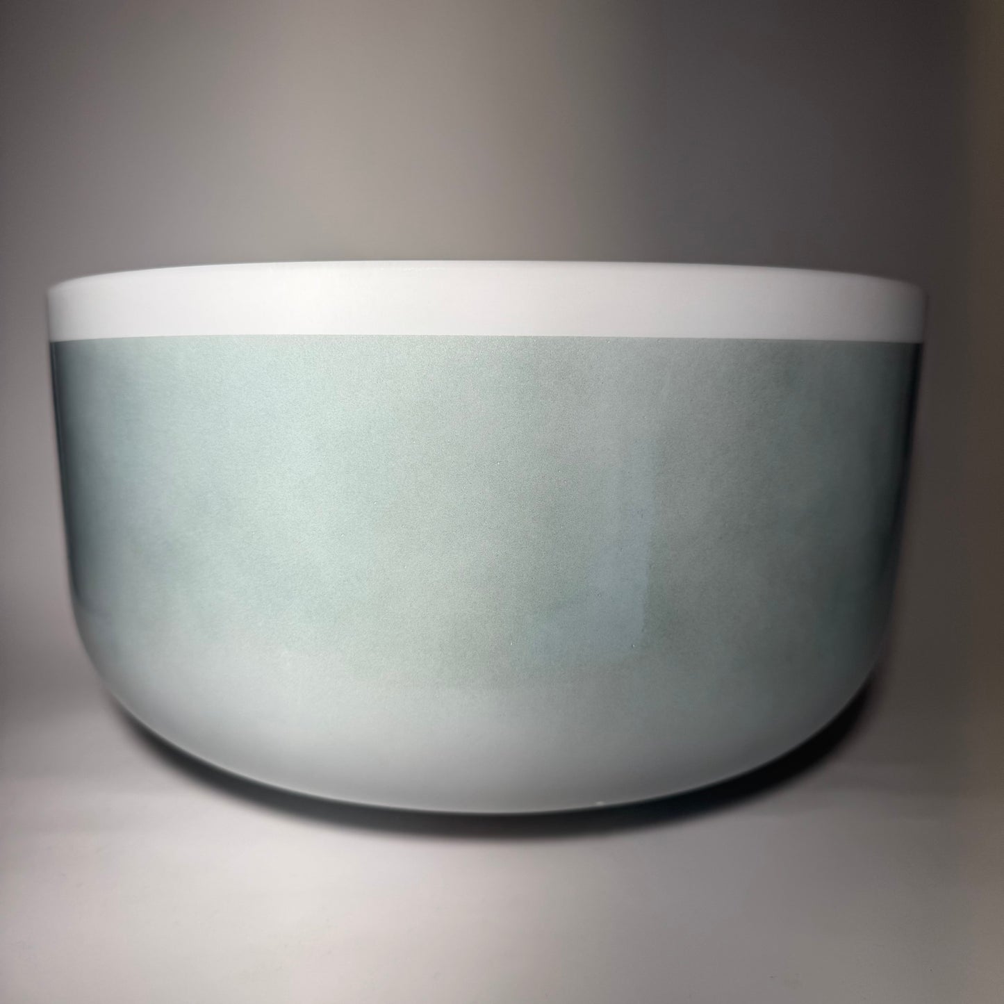 12" A#-35 GREEN HEART OCEAN GOLD FROSTED RIM INSIDE