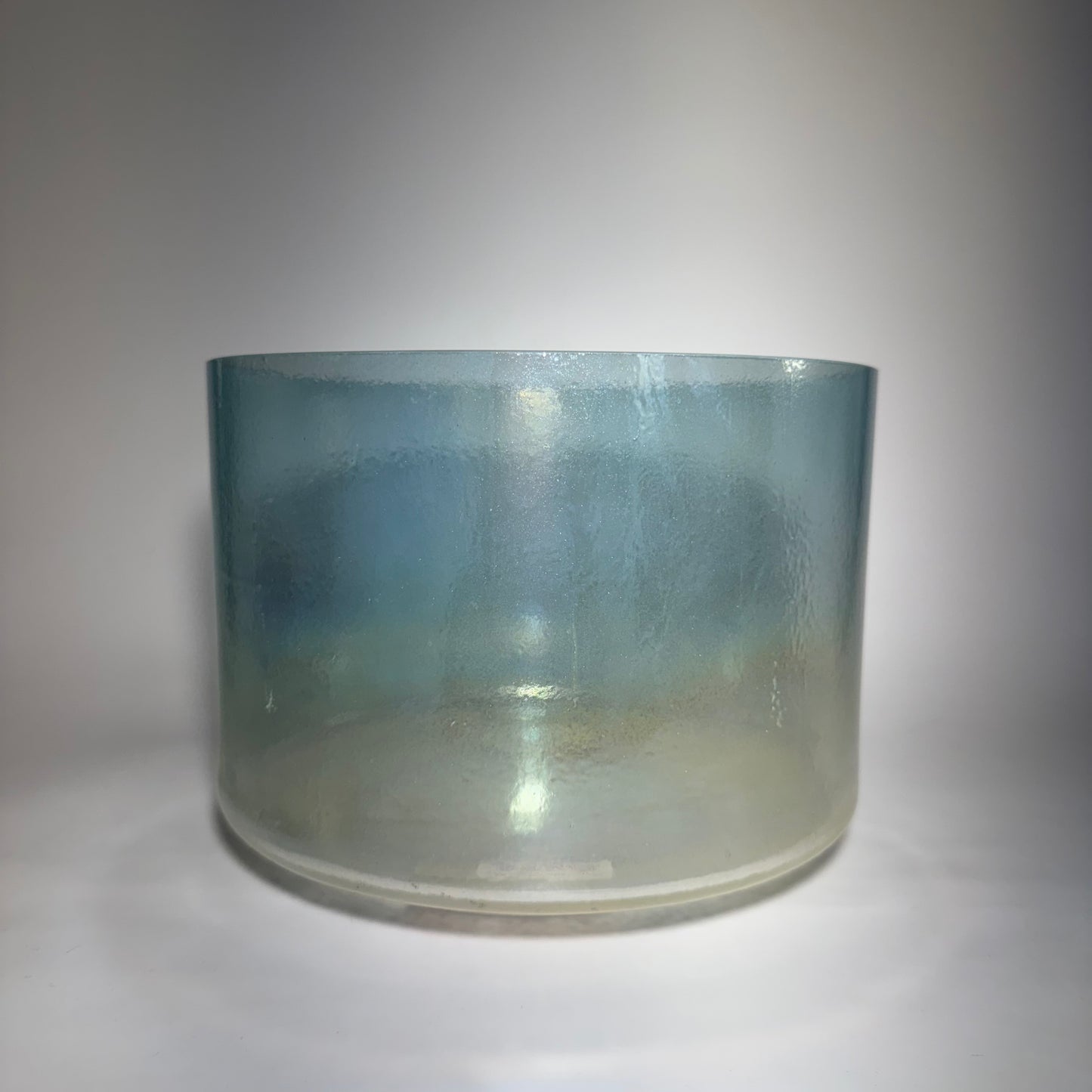 8" D+50 GREAT SALT LAKE SALT, AQUA AURA GOLD(RIM) LEMON AURA GOLD (BASE) BOWL